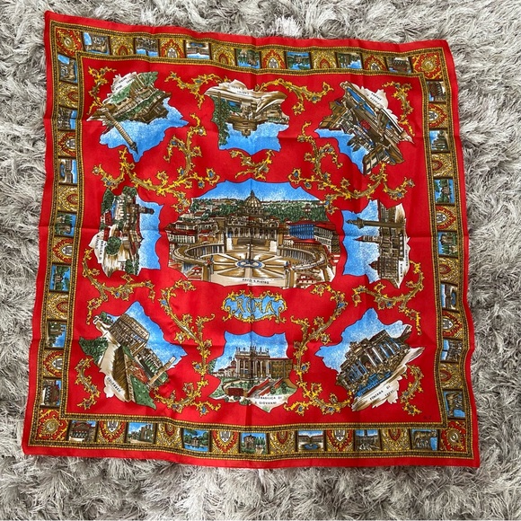 Vintage women red historical site pattern square head scarf. Used. - Picture 6 of 7